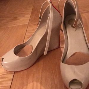 MELISSA BEIGE WEDGES RED BOTTOMS